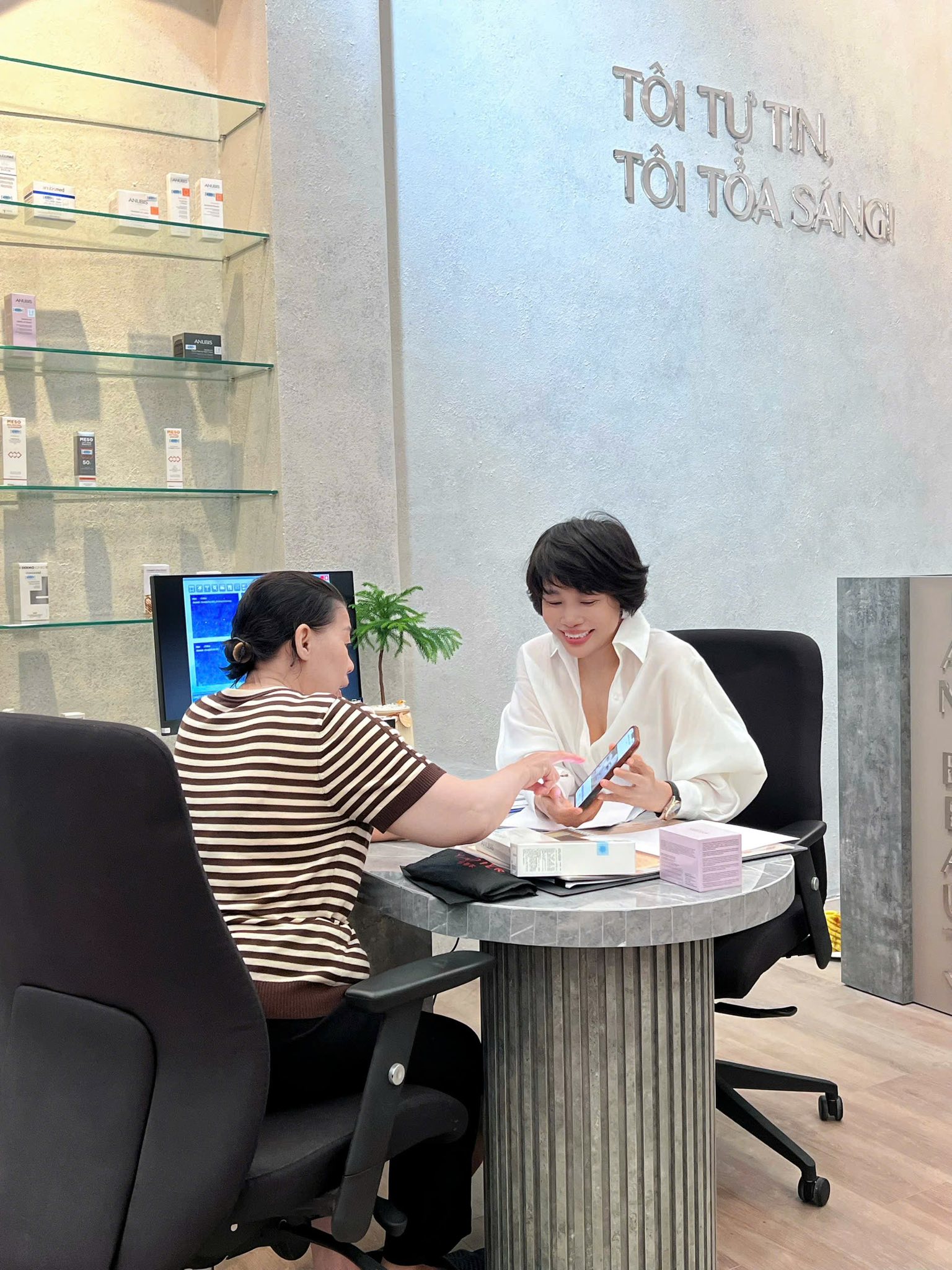 I Am Beauty-Hướng dẫn chăm sóc khách hàng